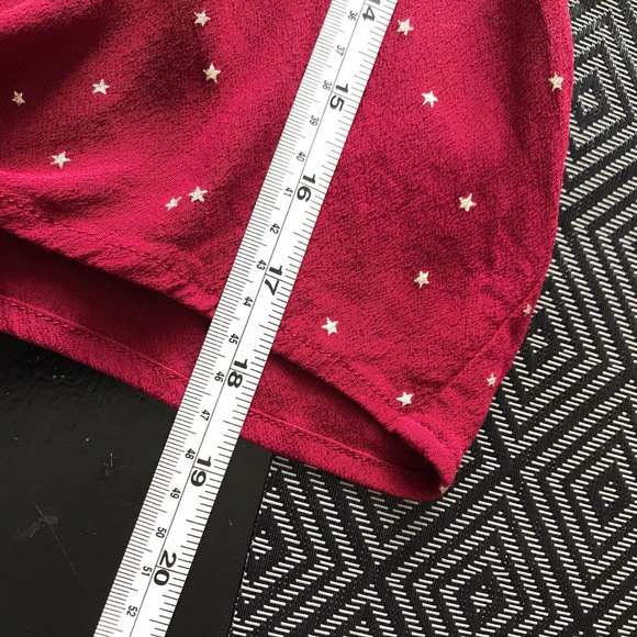 Rails Sloane Top Rogue Gradient Stars Button Shirt - Picture 10 of 10